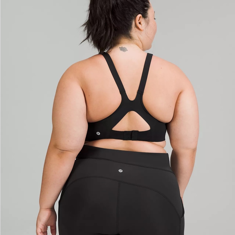 NWT - All Powered Up Bra by Lululemon | Size 40G | Black Colour | Medium Support - Picture 2 of 8
